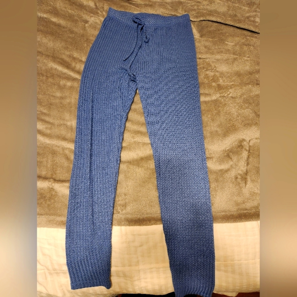 Blue strechy pants